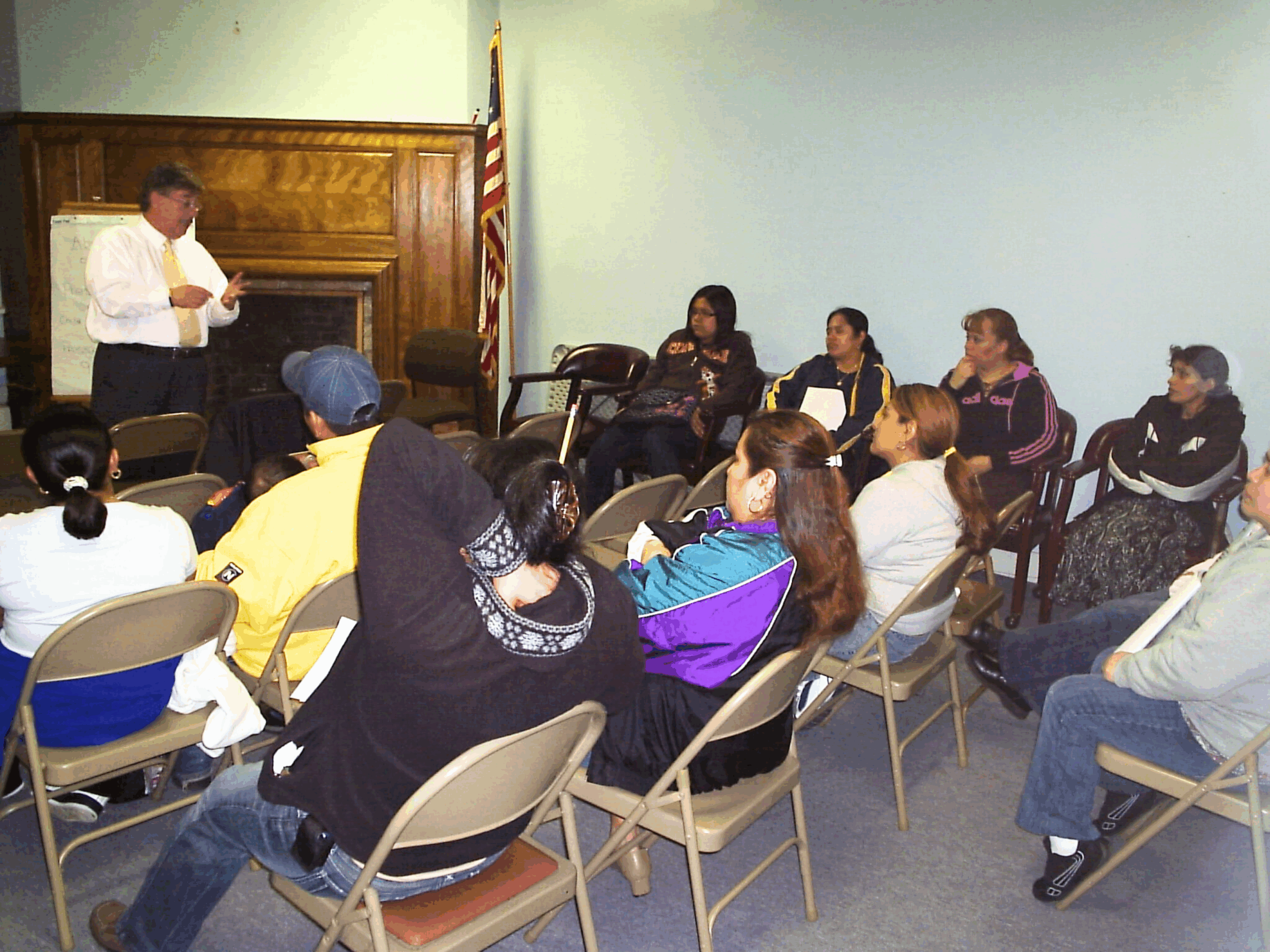 En 2005, nuestro Director Gustavo Ramírez llevó a cabo un taller sobre los derechos y responsabilidades de la comunidad inmigrante, brindando información esencial para que las familias pudieran protegerse y tomar decisiones informadas.